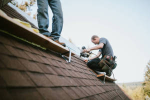 Local Roofers in Huntington National Bank, OH